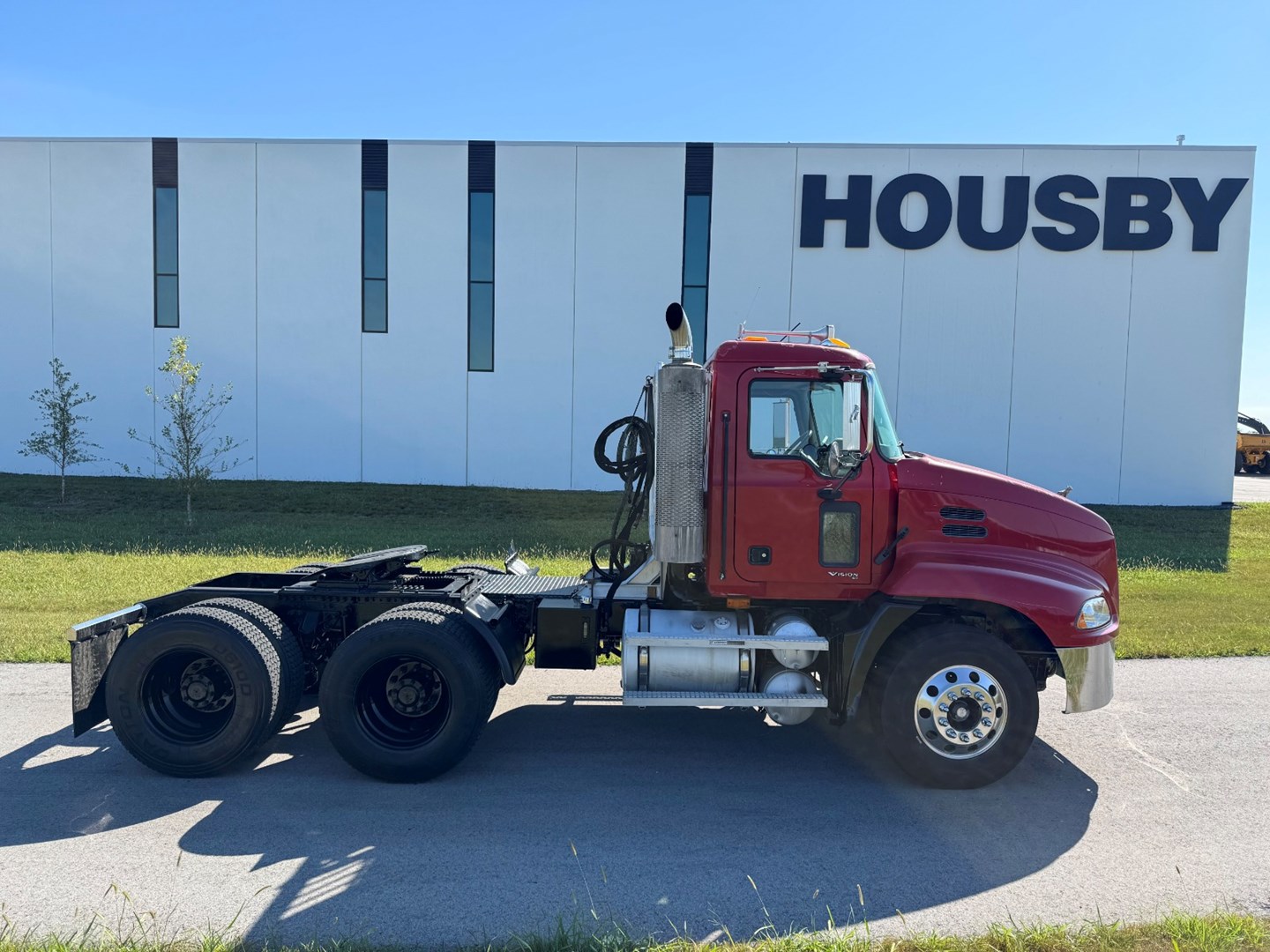 2007 MACK CXN613 - USED TRUCKS DAY CAB - image 7